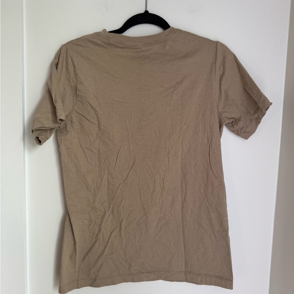 Nike Graphic T-Shirt - Picture 4 of 4